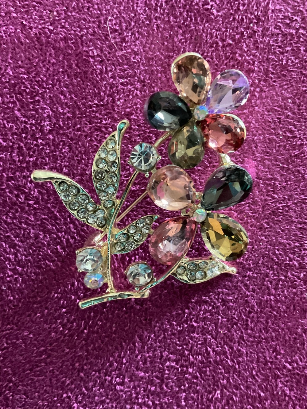 Multicolor Crystal Flower Brooch w/Clear Rhinestone Leaves. Very Versitile 2.5”